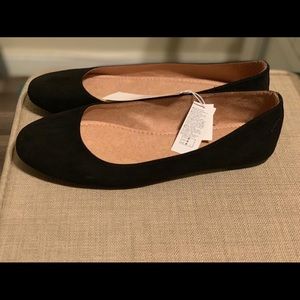 Old Navy Flats round tip